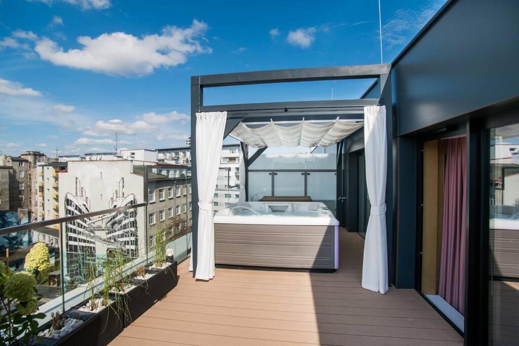 グディニャLuksusowy Penthouse Z Jacuzzi I Widokiem Na Morzeアパートメント エクステリア 写真