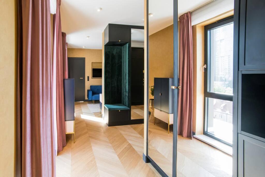 グディニャLuksusowy Penthouse Z Jacuzzi I Widokiem Na Morzeアパートメント エクステリア 写真